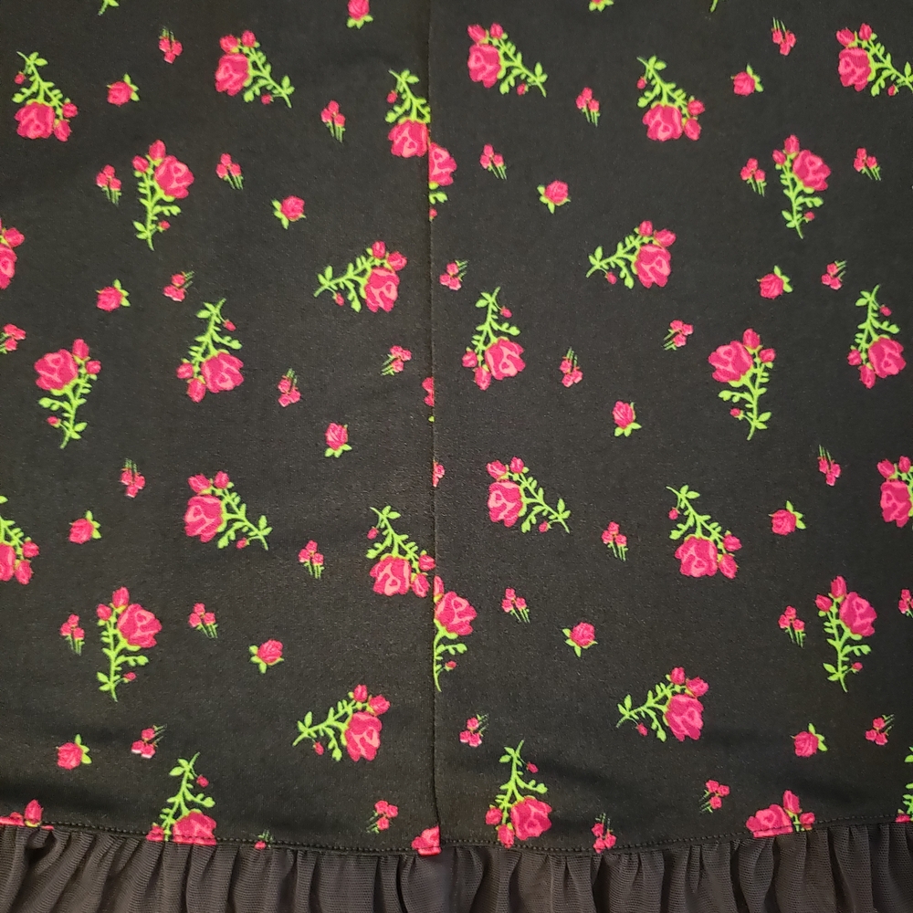 Victoria's Secret Black Chemise with Red Floral Design - Picture 5 of 10